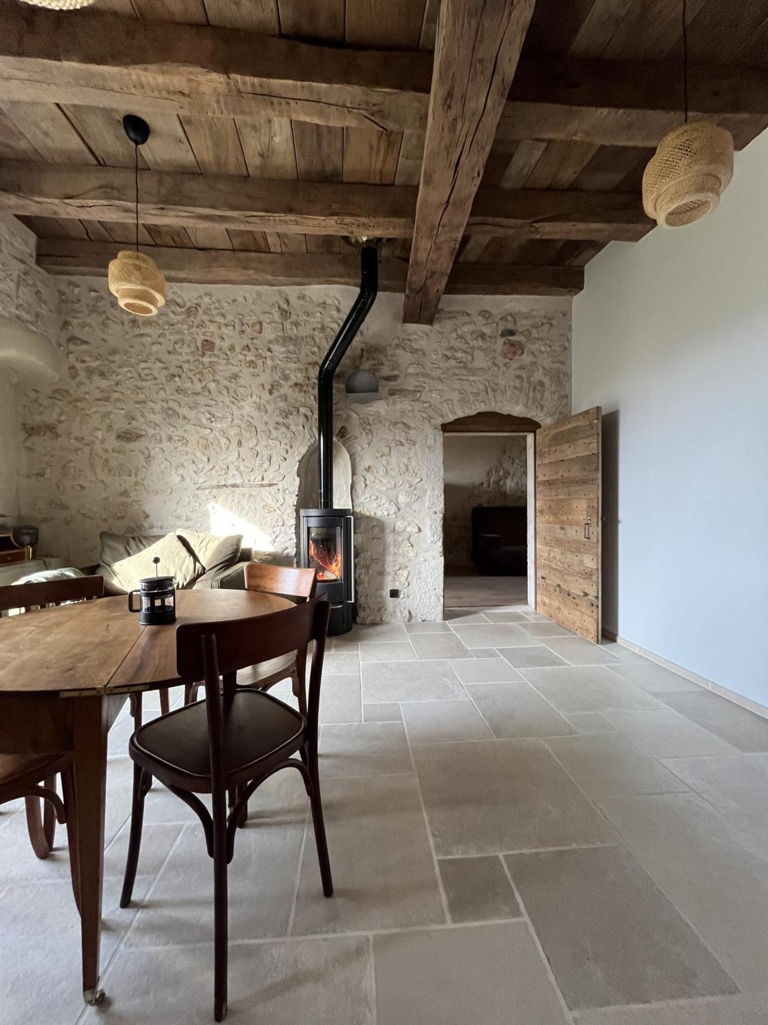 Dans Vieille Ferme Bugiste Appartement Ceyzerieu